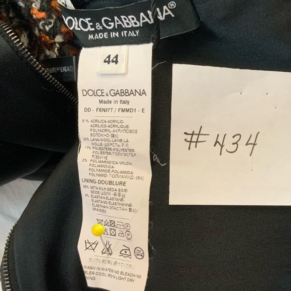 Dolce & Gabbana tweed sleeveless drop waist dress, w/ pleats below. Size 44 - Picture 4 of 4